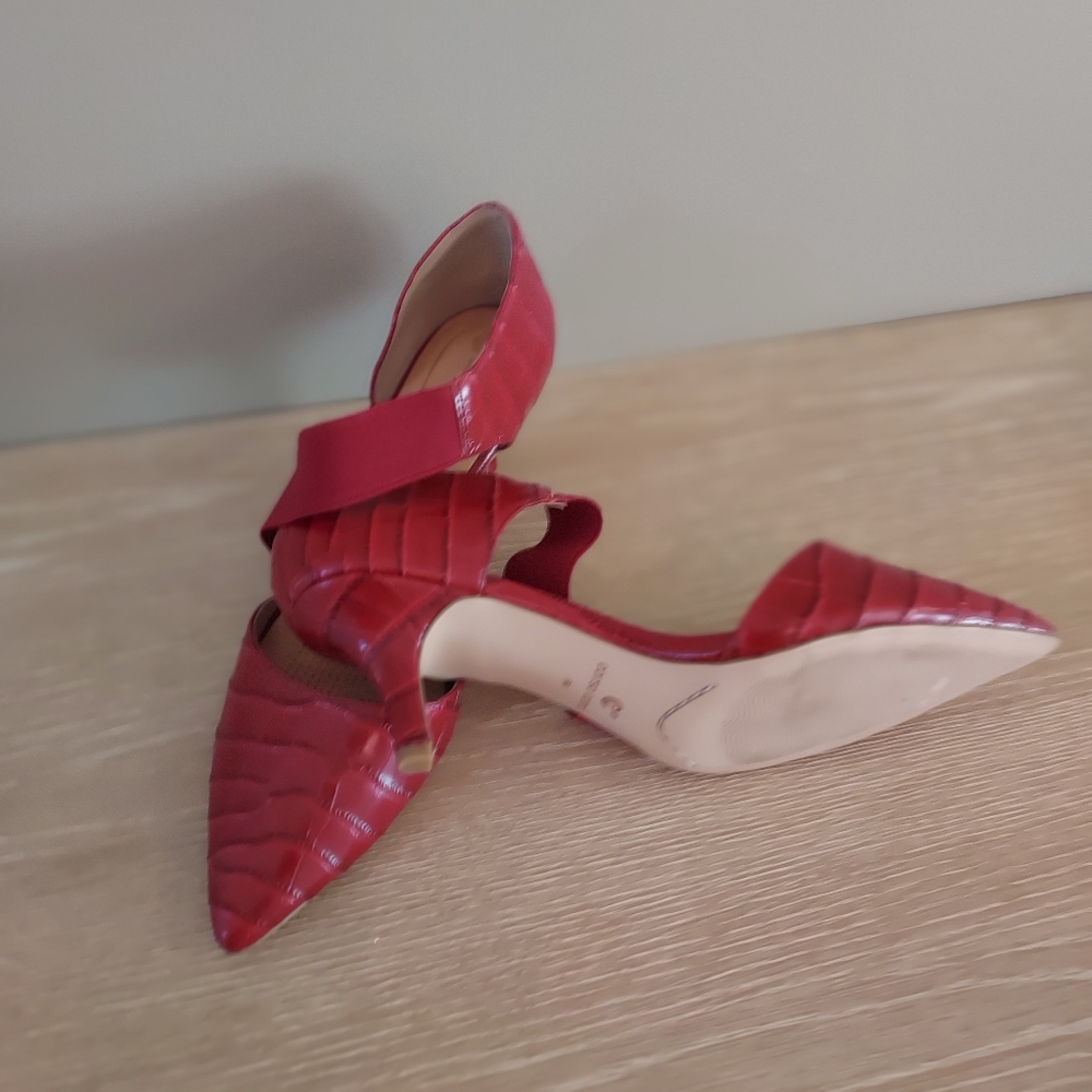 Corso Como Red Crocodile-Embossed Heels - Picture 4 of 4